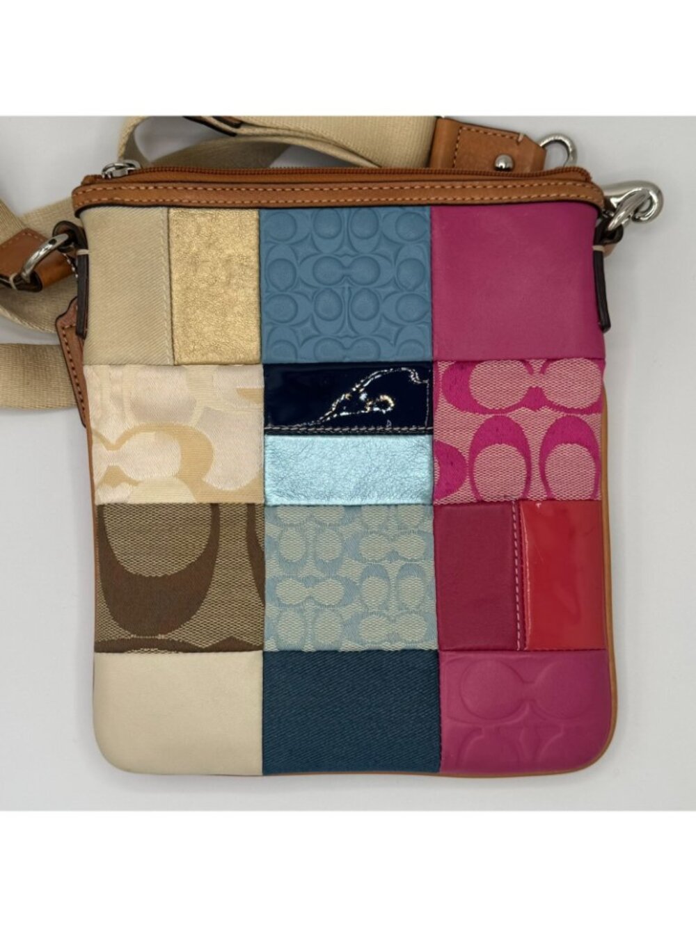 Coach Multicolor Patchwork Signature Swingpack Crossbody Bag Canvas Leather - Picture 3 of 7